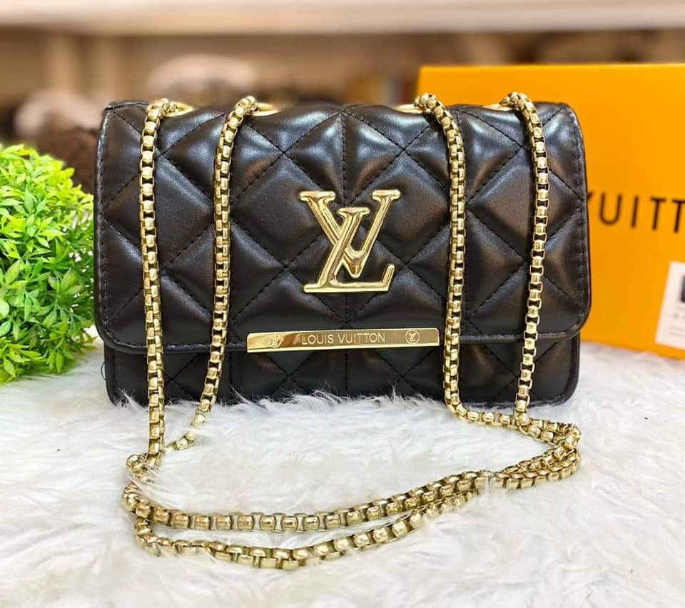 BXU LV 044 Small Sling Bag Gold Chain – Onlykikaybox