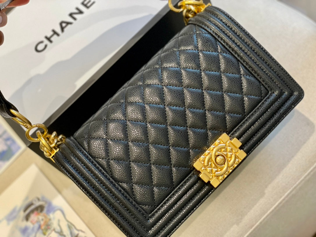 CHN Chanel Leboy Hot Mom Bag