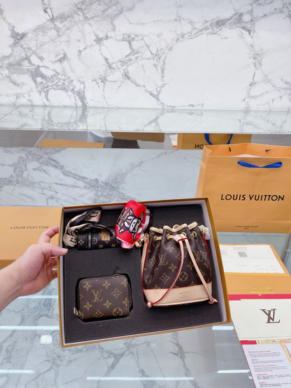 CHN LOUIS VUITTON 2022 new LV box bag small box bag 103754