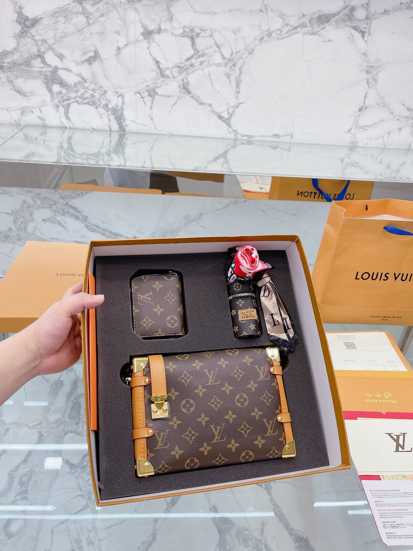 LOUIS VUITTON Shopping Bag *Authentic & New*