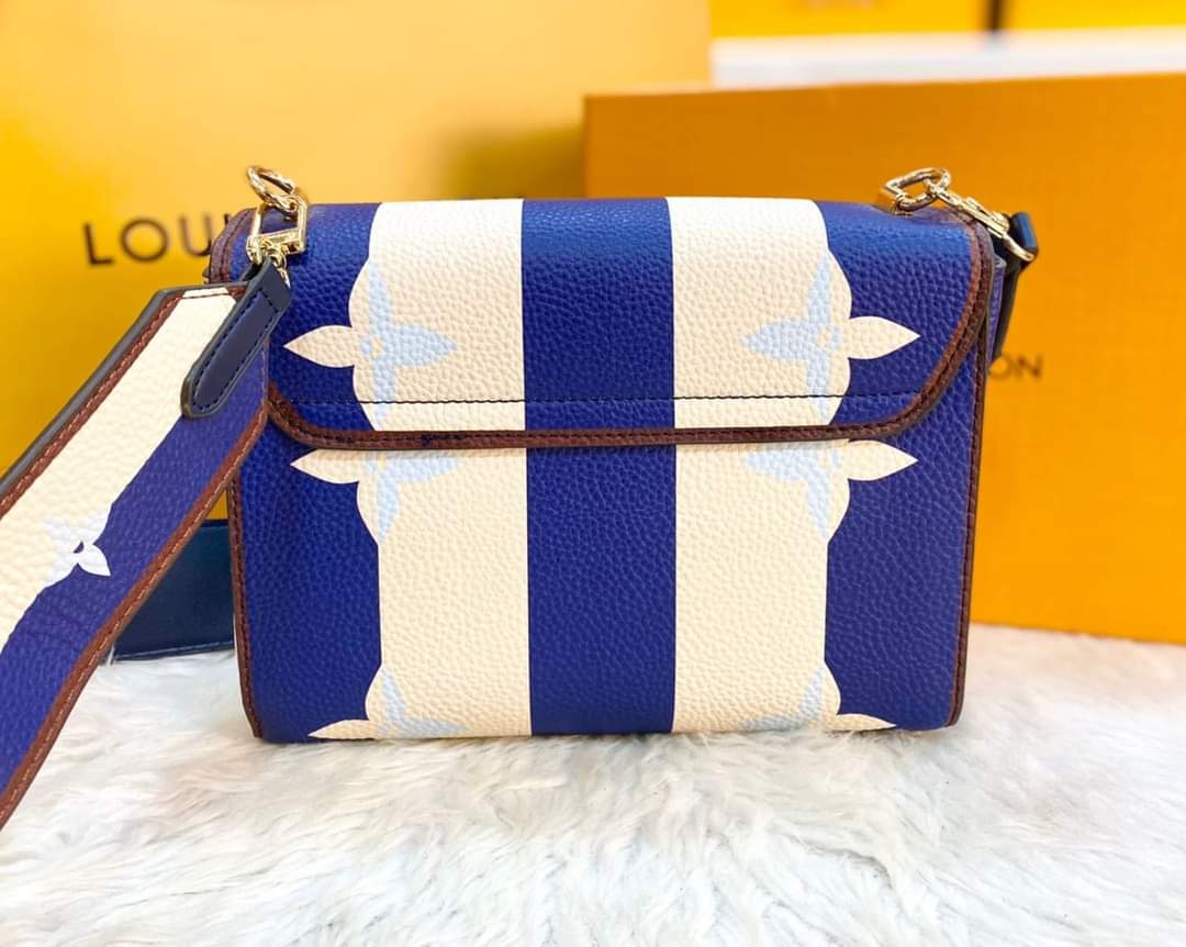BXU LV 030 Blue White Twist Sling Bag – Onlykikaybox