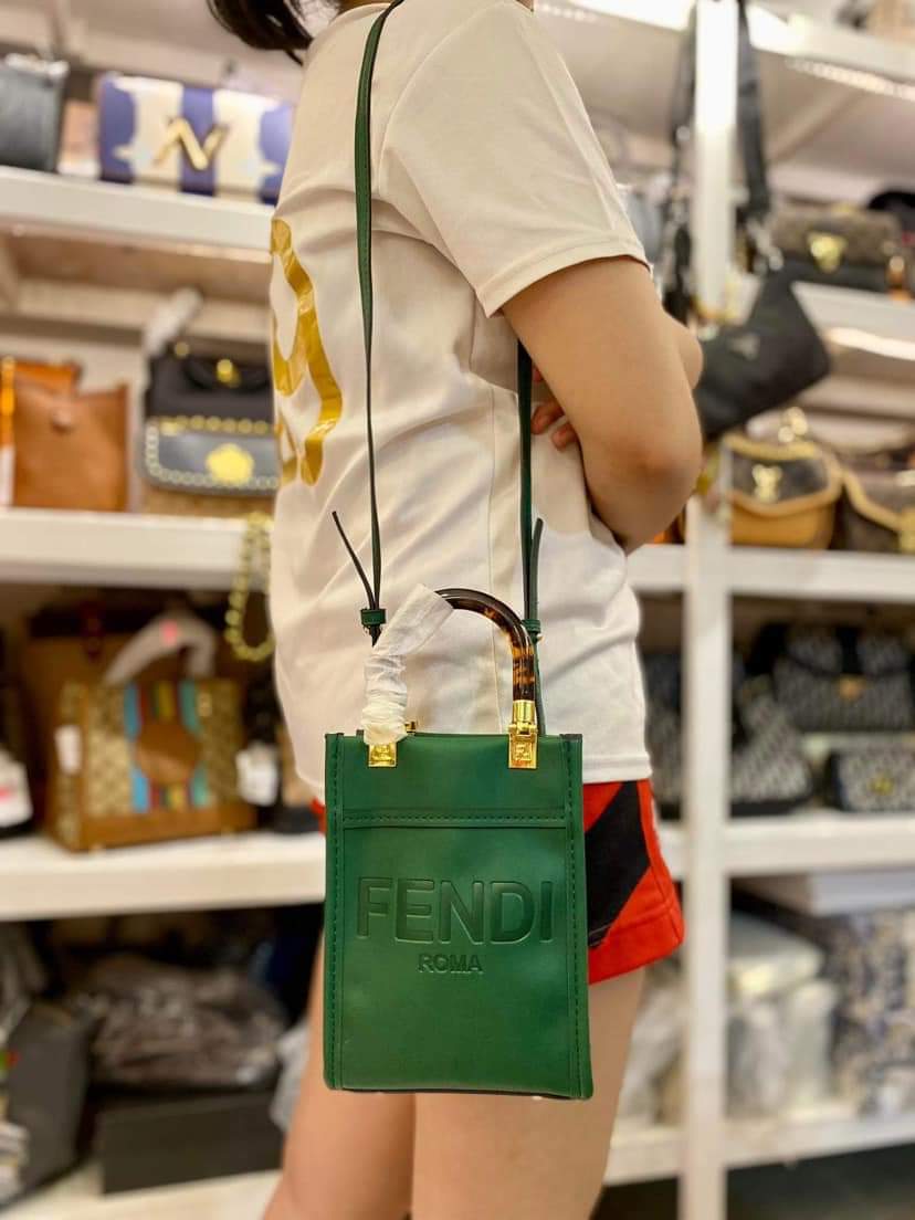 BXU FEND 015 Green Sling Bag