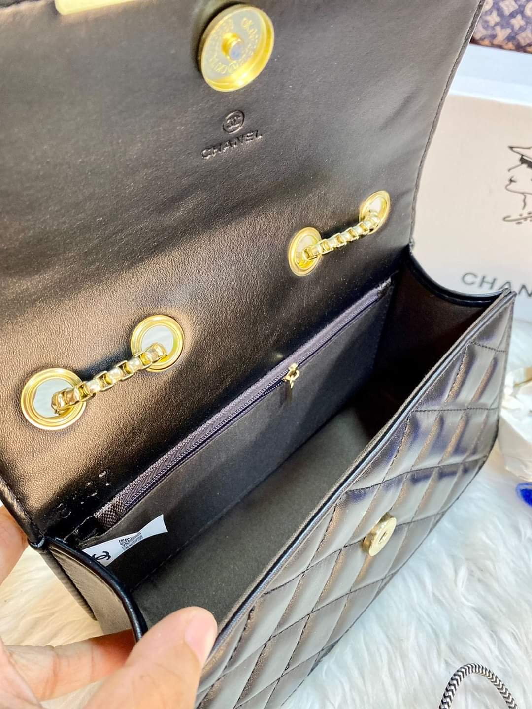 BXU Chnel 018 Small Sling Bag Gold Chain