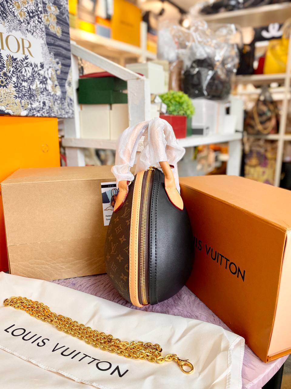 Louis Vuitton Egg Bag authentic!!!